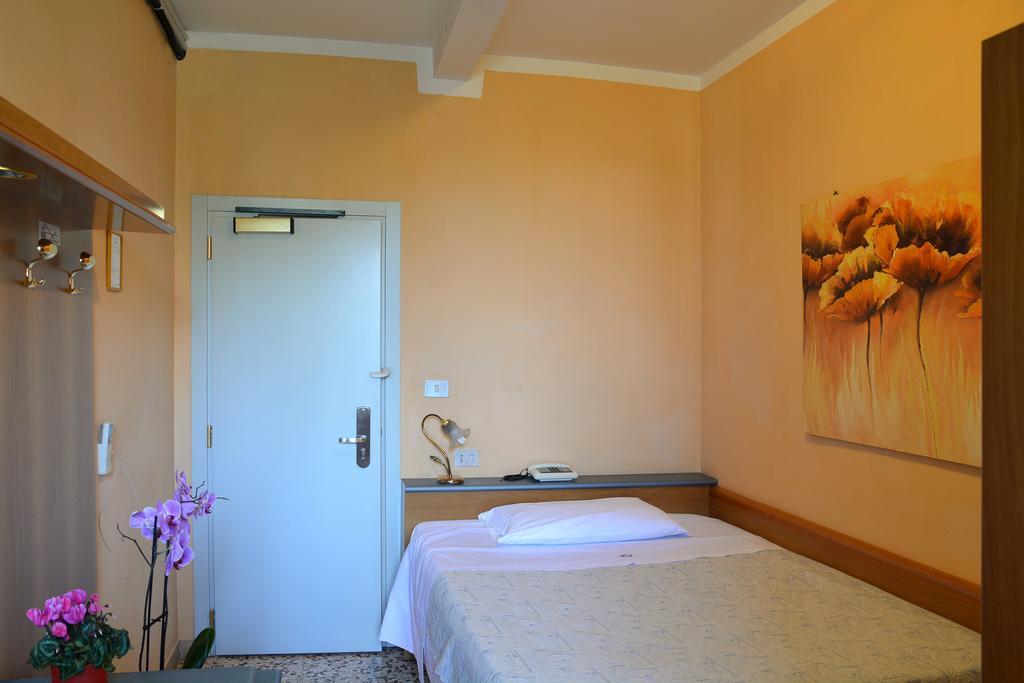 Hotel Astor Modena Luaran gambar